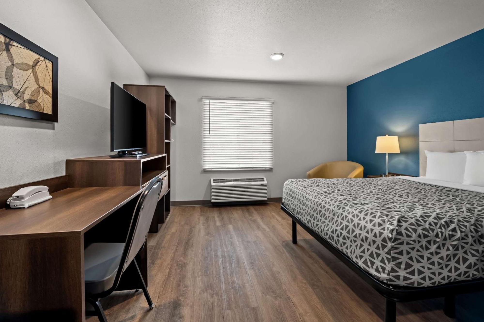 Woodspring Suites Loves Park - Rockford מראה חיצוני תמונה