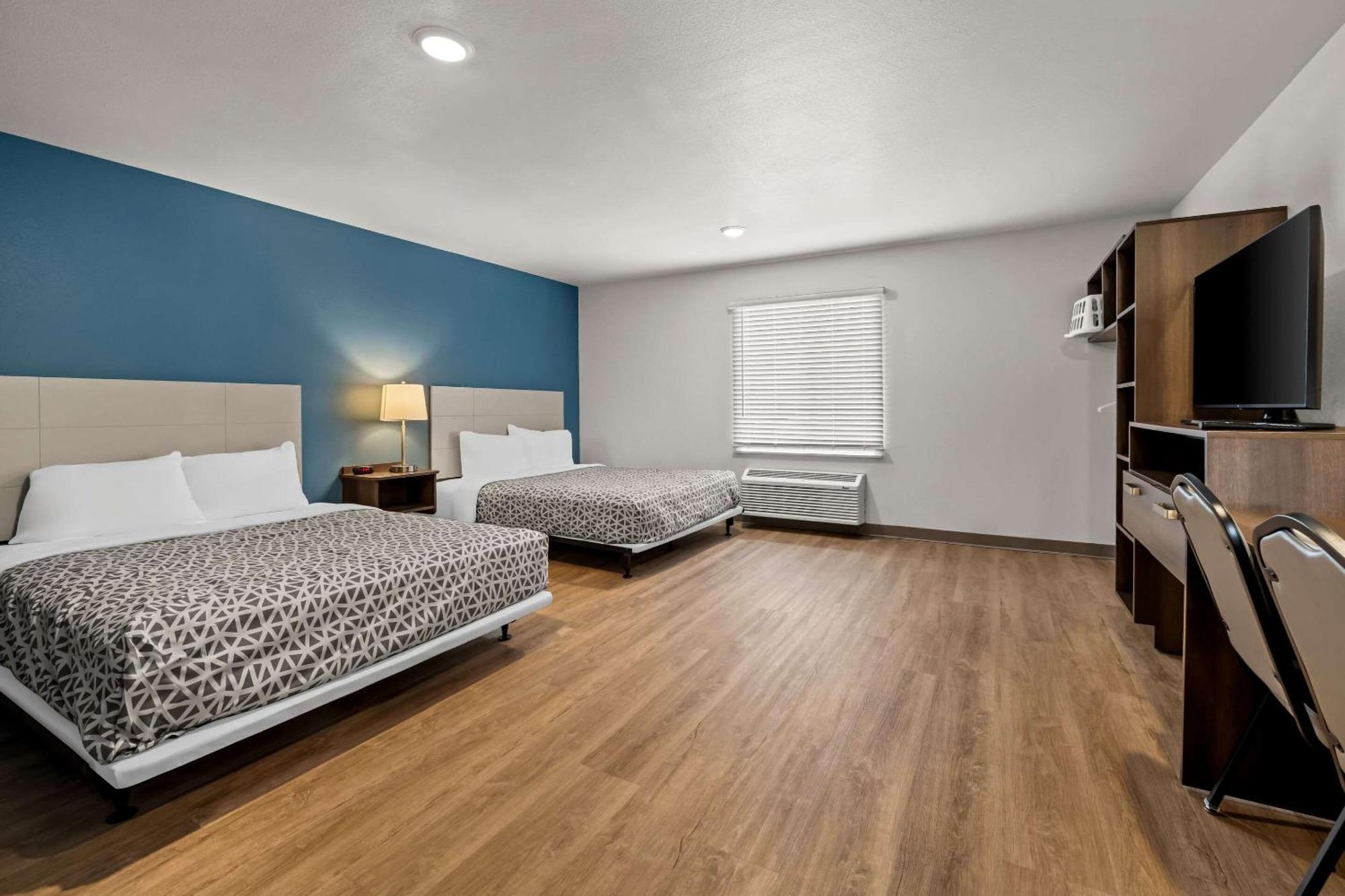 Woodspring Suites Loves Park - Rockford מראה חיצוני תמונה